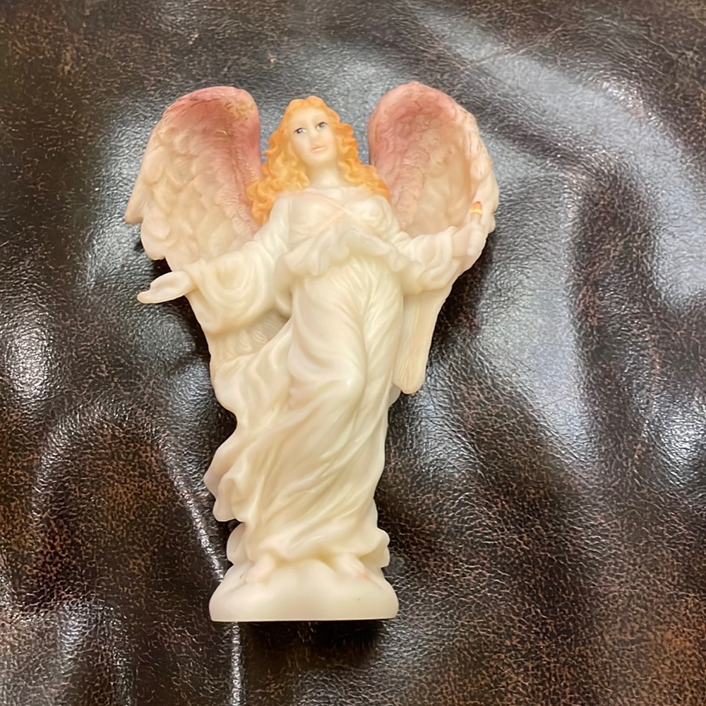 Seraphim Classics angel figurine/sculpture Priscilla, Excellent Condition